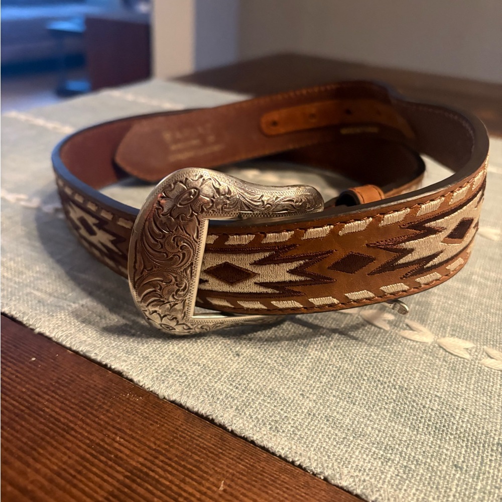 Ariat Men's Genuine Brown Leather Embroidered Aztec Western Buck Lace Belt 32